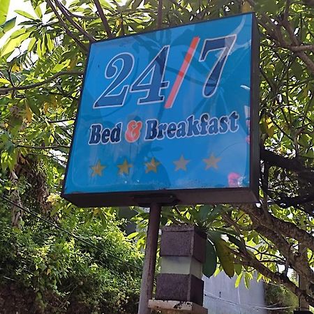24/7 Bed & Breakfast Jimbaran Extérieur photo
